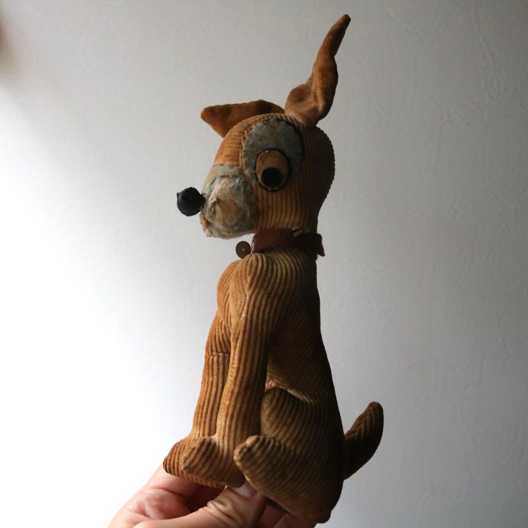 たち耳イヌのぬいぐるみ　おがくず人形 ブロカントヴィンテージアンティーク蚤の市