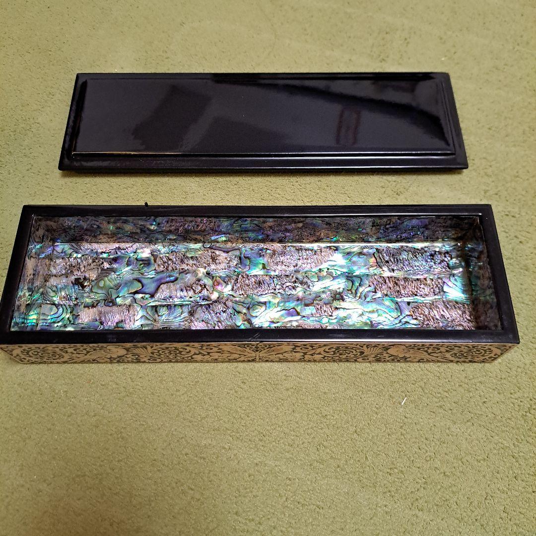 螺鈿が美しい韓国の貝殻装飾のアクセサリーケース、小物入れ、ペンケース
