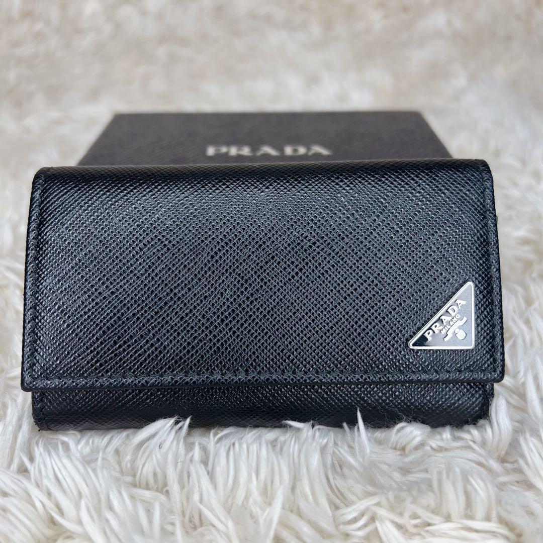 【美品】 PRADA 6連キーケース サフィアーノ レザー 三角ロゴ