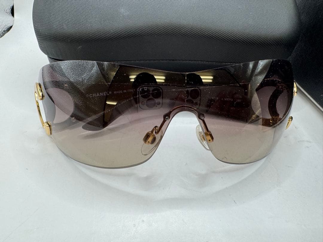 CHANEL シャネル　サングラス　カラーレンズ　フレームレス　ココマーク