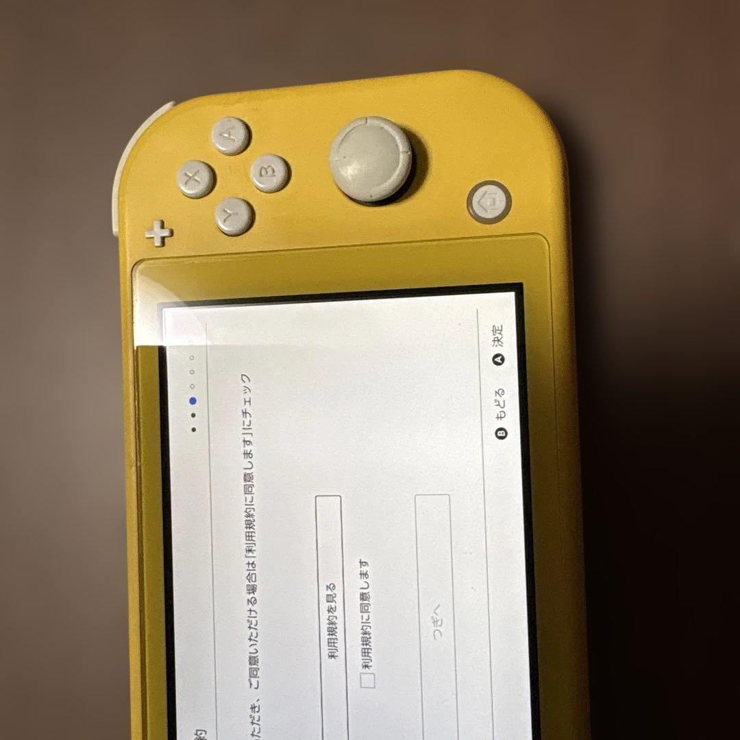 ゆち　Nintendo Switch Lite イエロー