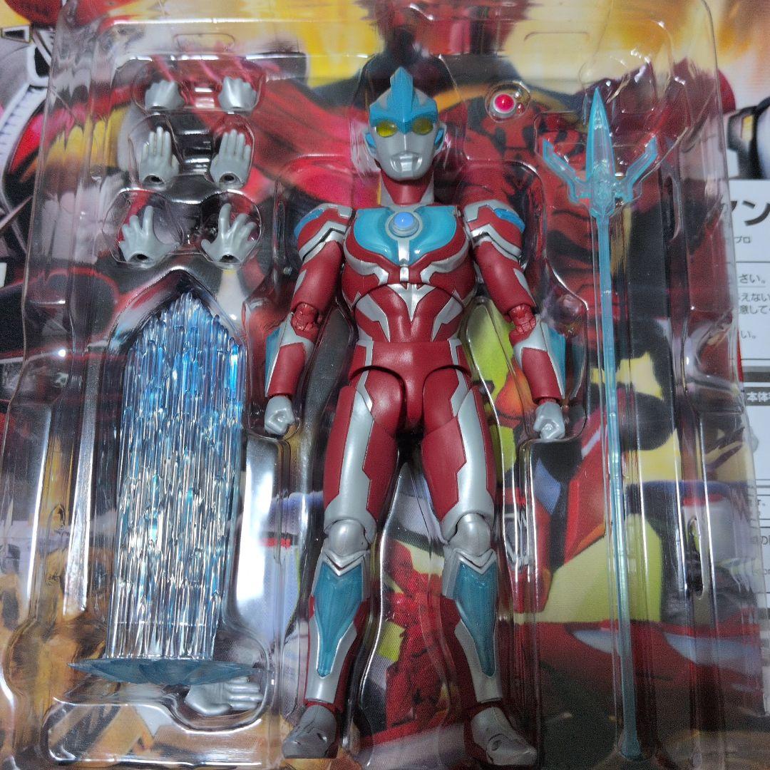 フィギュアーツ　ウルトラマンギンガ　ウルトラマンビクトリー　セット