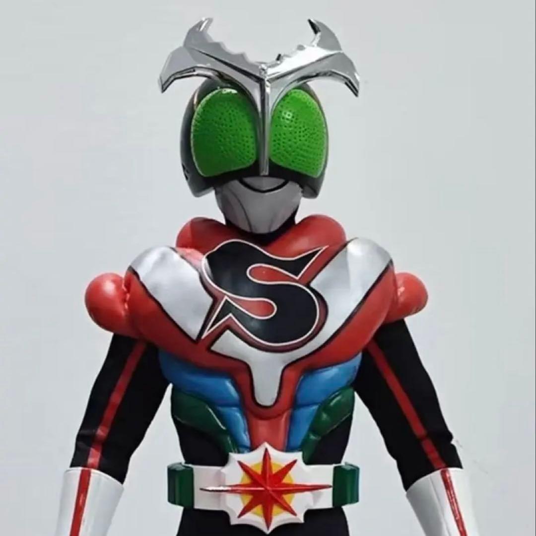 ライダーストロンガーの胸のプロテクター　軟質素材