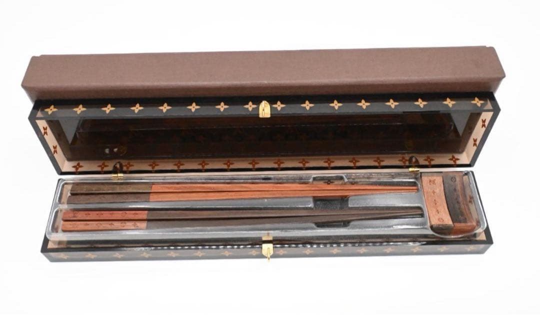 【新品未使用】Louis Vuitton 箸　箸置きセット