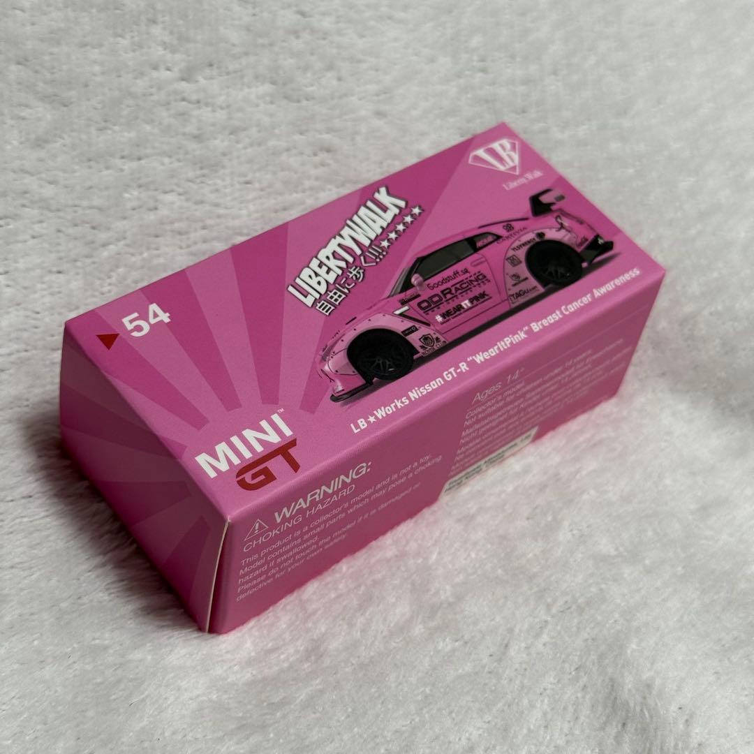 MINI GT リバティーウォーク R35 マレーシア限定 WearltPink