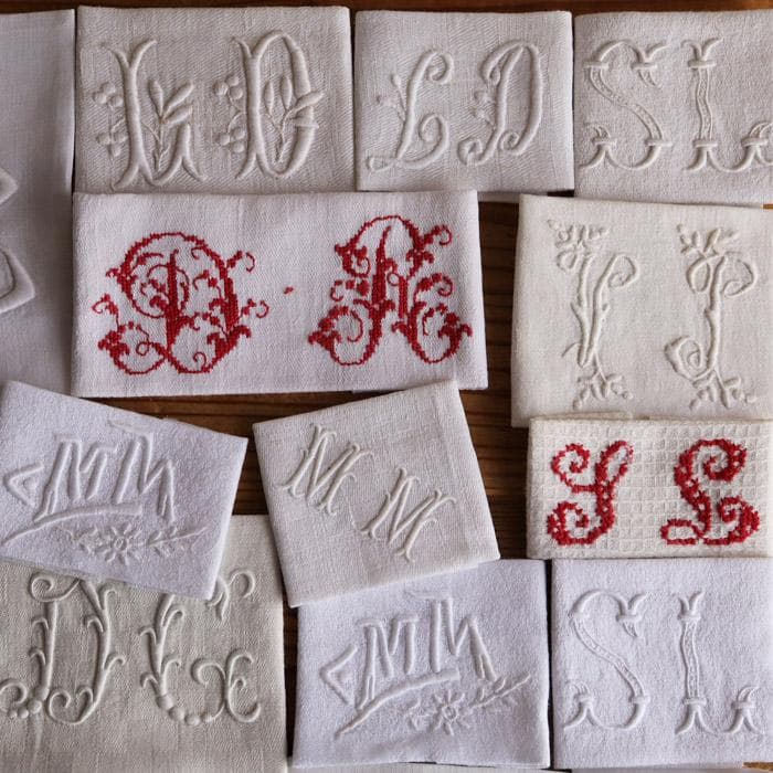 【6】たくさん18枚！ フランス アンティーク イニシャル 手刺繍 端切れ