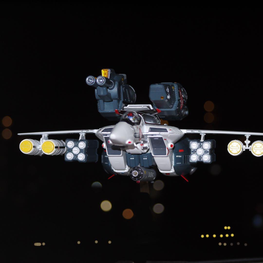 ハセガワ製1／48マクロス　ストライクバルキリー完成品