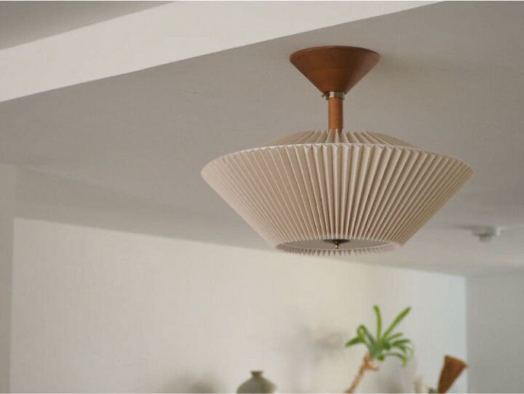 ルフタシーリングライト