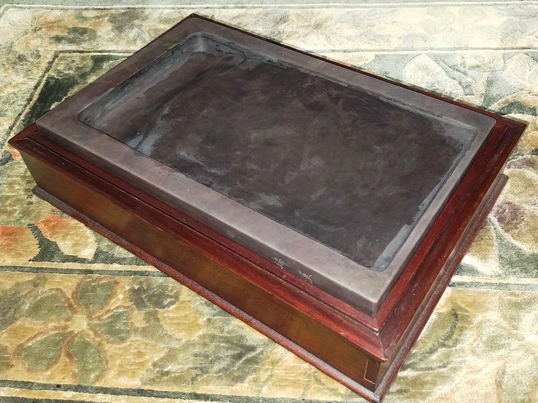 ♥大型　中国　端渓　硯　紫檀ケース付き　6.4ｋｇ　端渓硯　骨董品