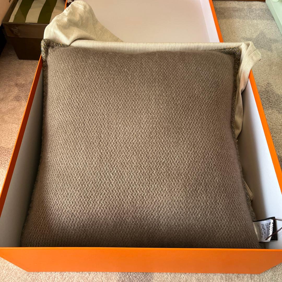 HERMES クッション