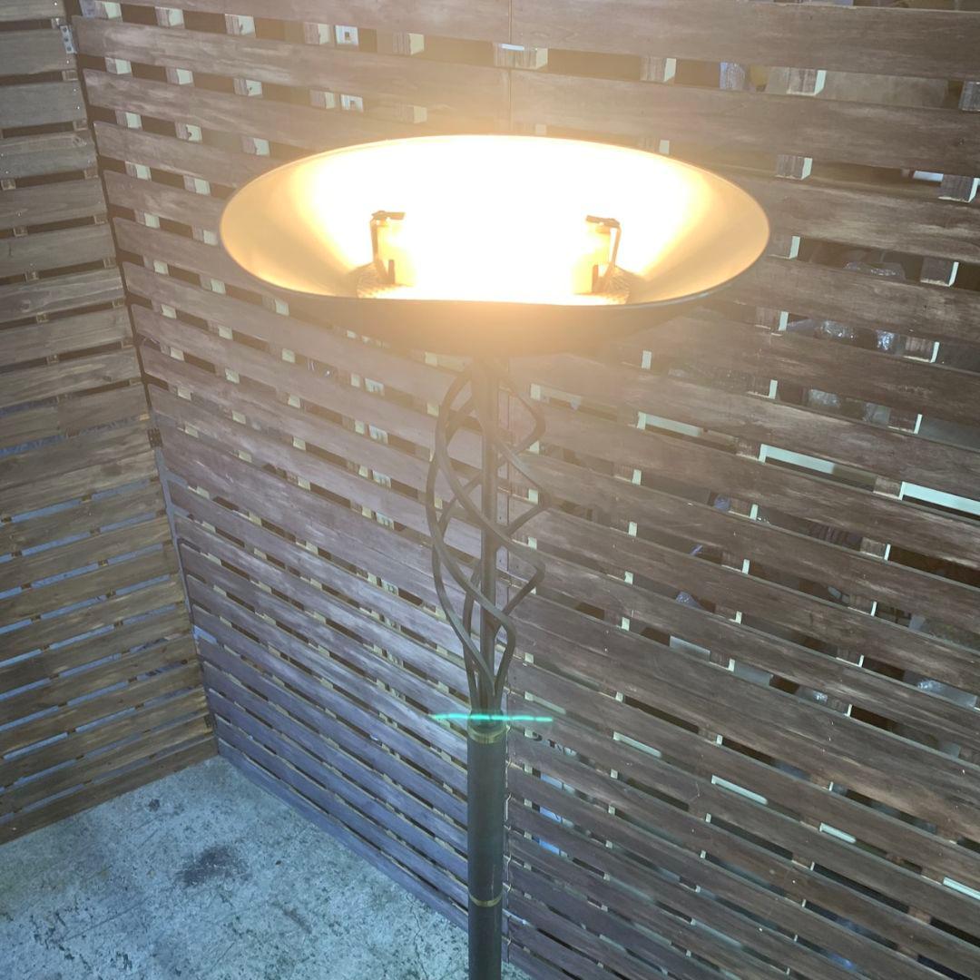 K809 フロアライト／スタンドライト 金属製トーチエール