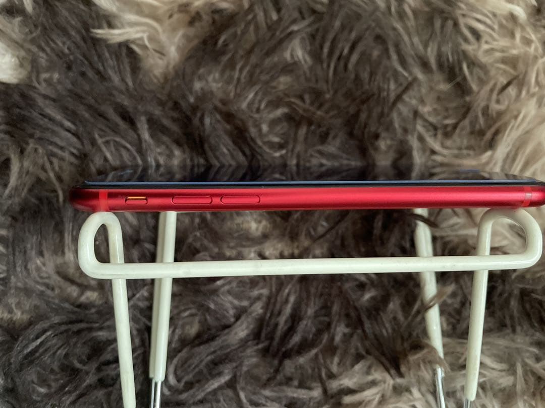 【美品】iPhone SE2product RED128GB