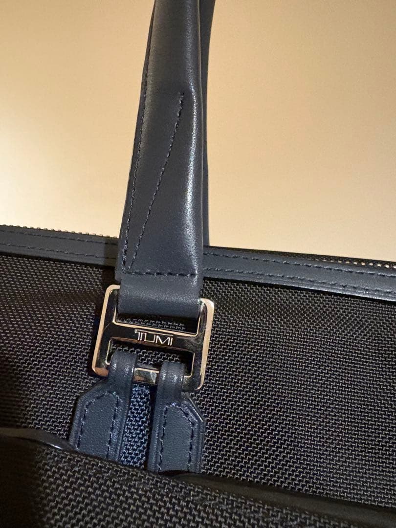 美品 TUMI トゥミ 68416DNYE トートバッグ ネイビー正規店購入