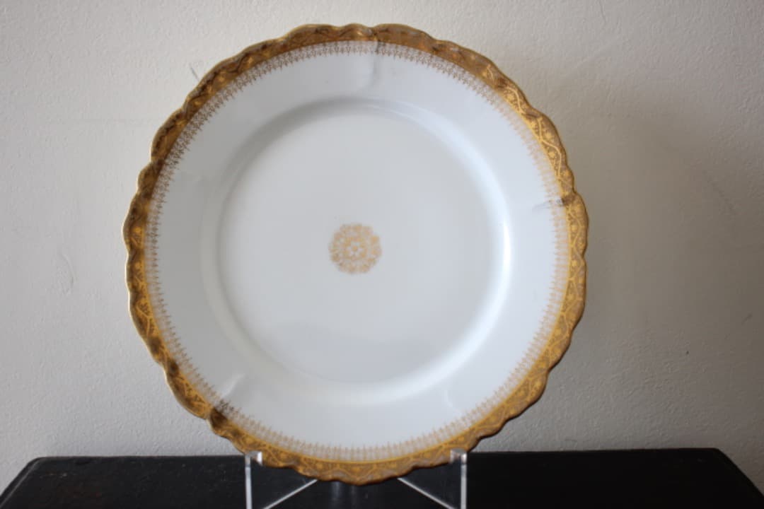 フランス　リモージュ　金彩　２１cmプレート　７枚