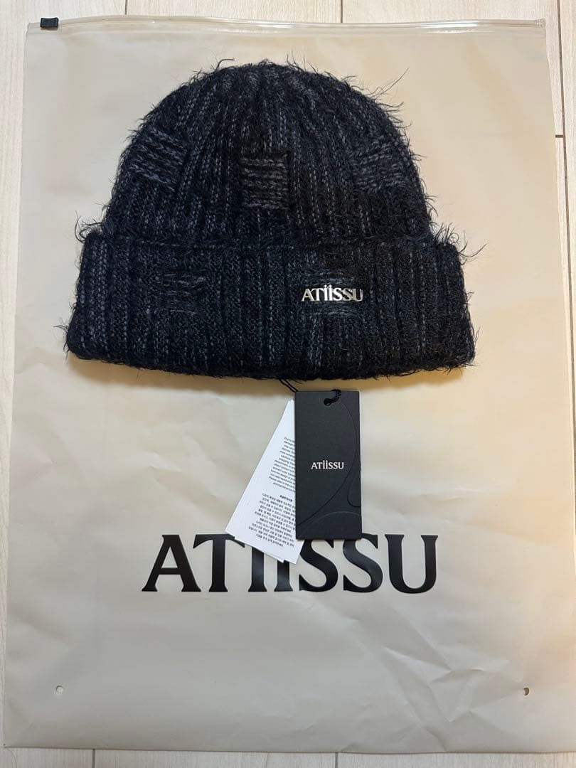【新品本物】ATiiSSU(アティシュ) Kevi Beanie BKビーニー