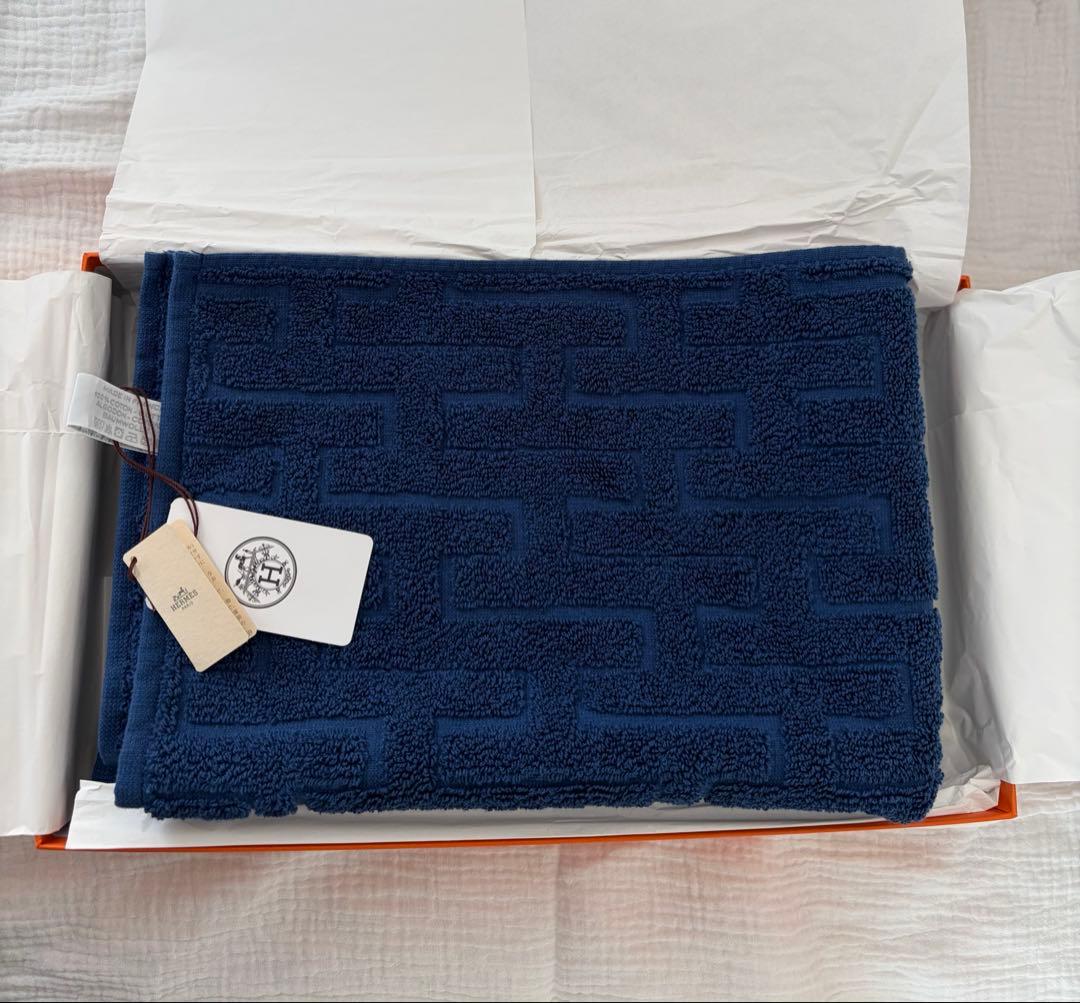 ［新品未使用］HERMES エルメス　ゲストタオル《ステアーズ》2枚セット