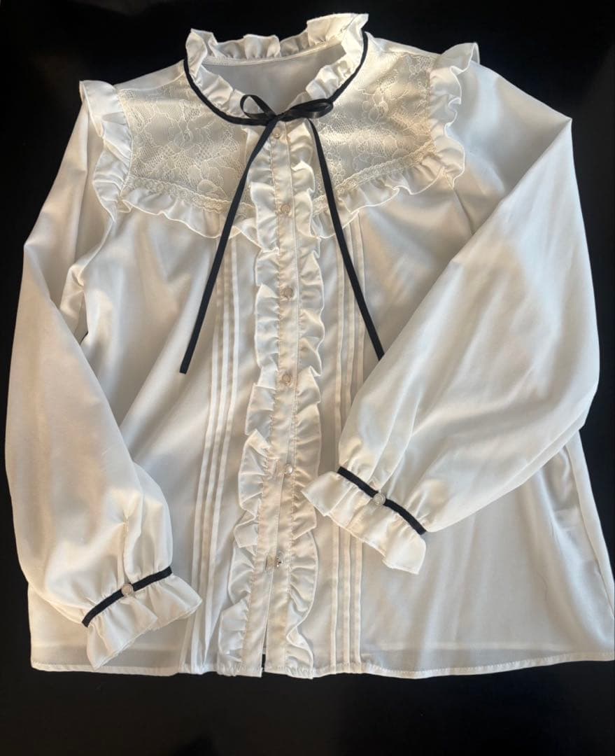 極美品repipiarmario卒服Mフォーマルセット卒業式レピピ卒服ブラウス付