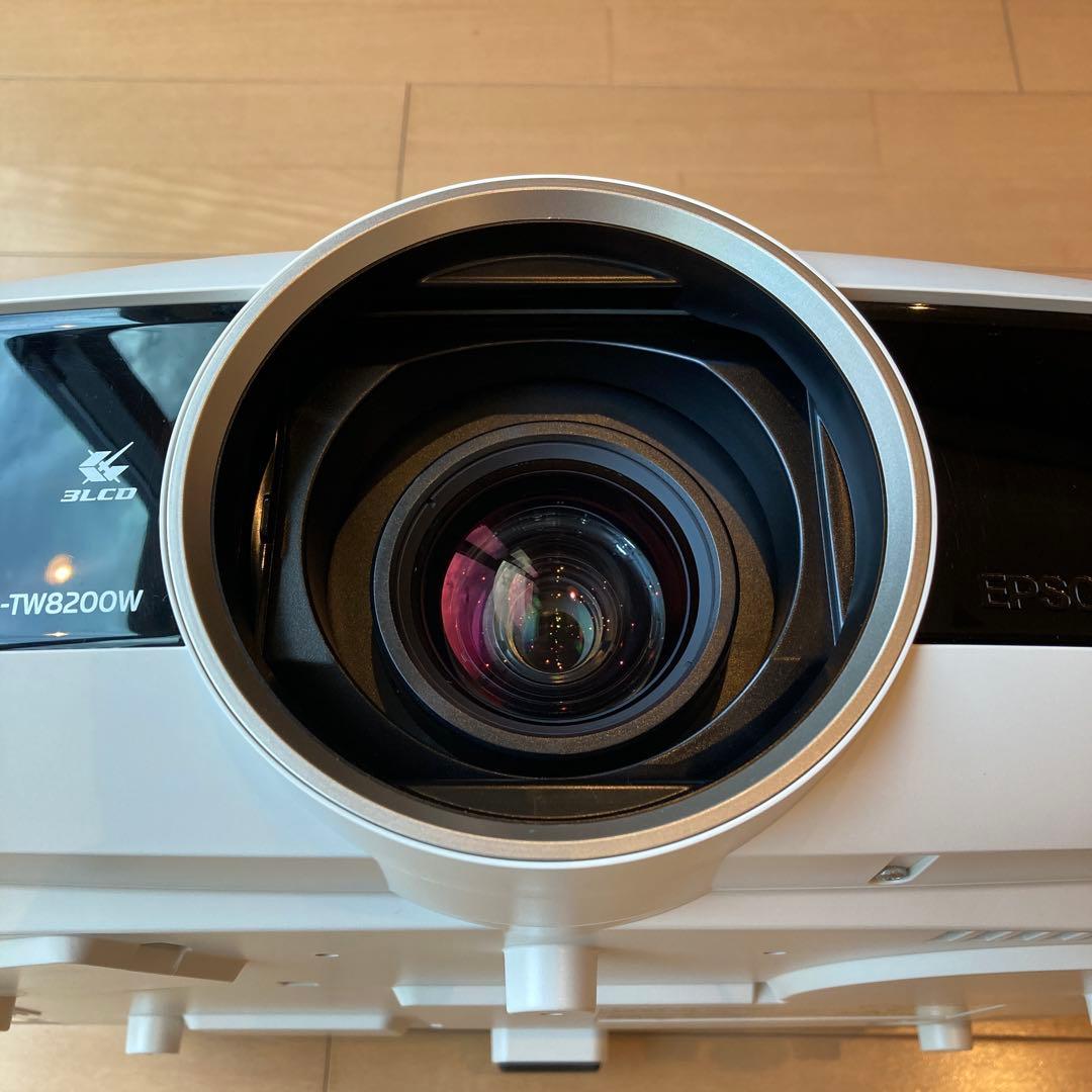 EH-TW8200W ホームシネマ プロジェクター