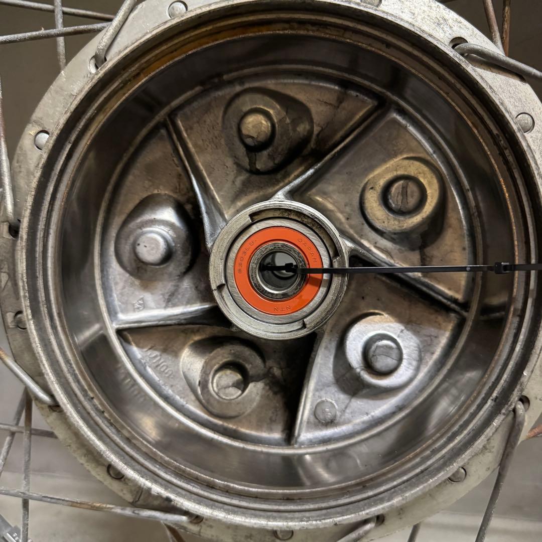 ken17出品YAMAHA SR400前輪分