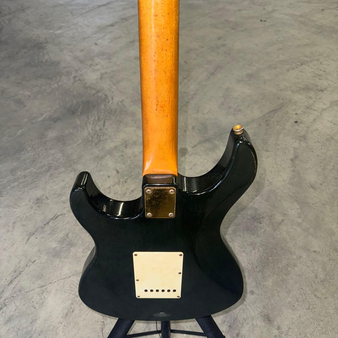 Yamaha Pacific ブラックエレキギター
