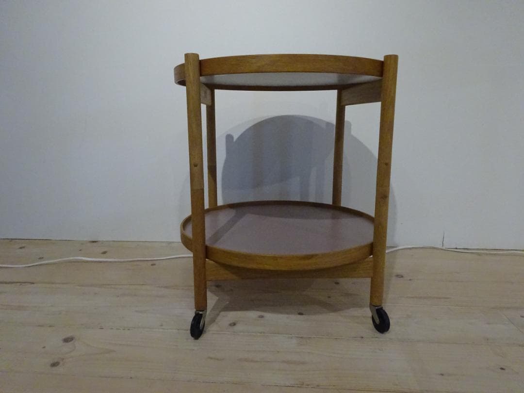 北欧デンマーク　クルーガーブラザーズ　Bolling　トレイテーブル　美品