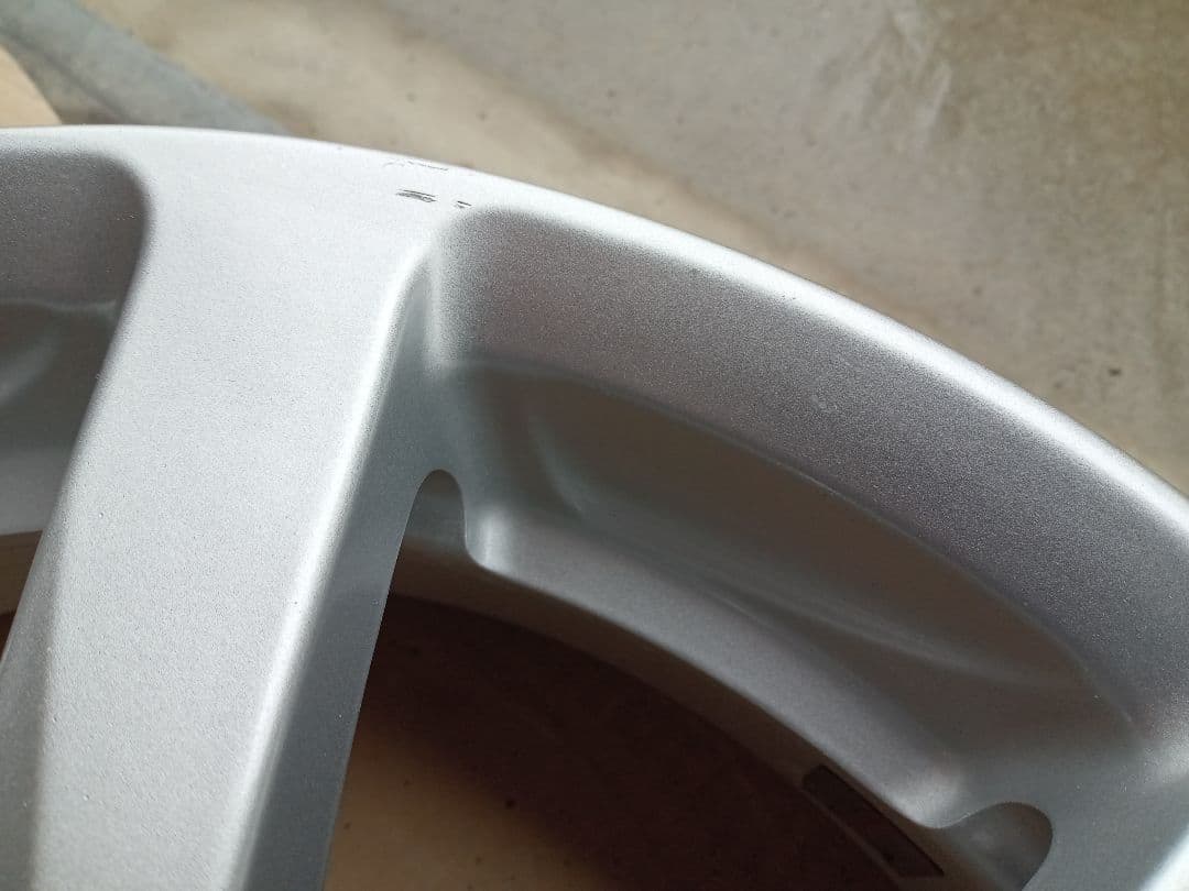 ダイハツ純正１４インチホイール