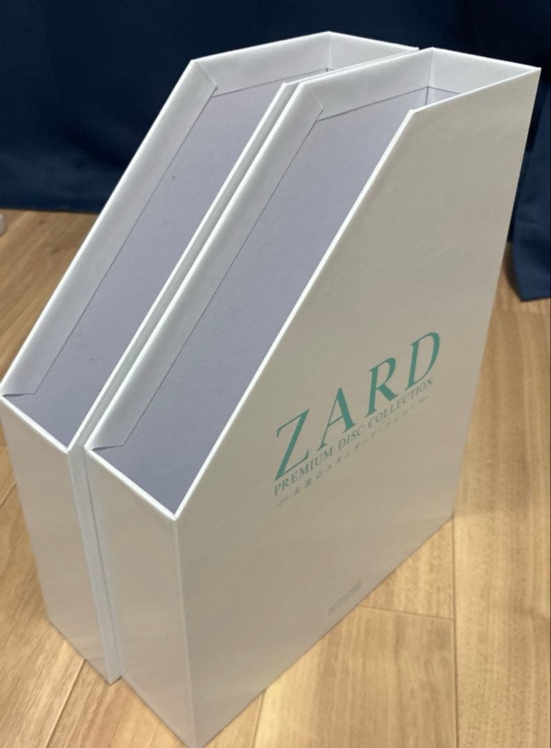 ZARD プレミアムディスク・コレクション　1～17号特典CD付　ケース2個