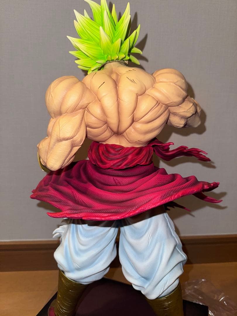 ドラゴンボール ブロリー フィギュア 伝説の超サイヤ人