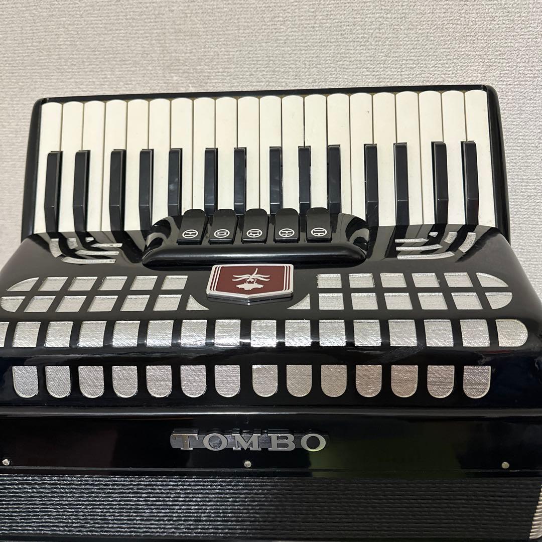 TOMBO No.65 アコーディオン 鍵盤楽器 ハードケース付属 80ベース