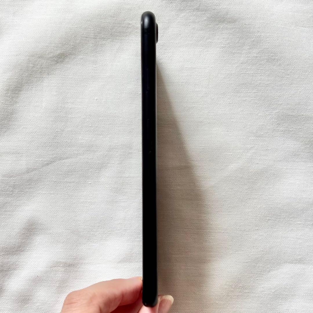 US版 iPhone 7 ブラック 128GB SIMフリー 箱+付属品付き