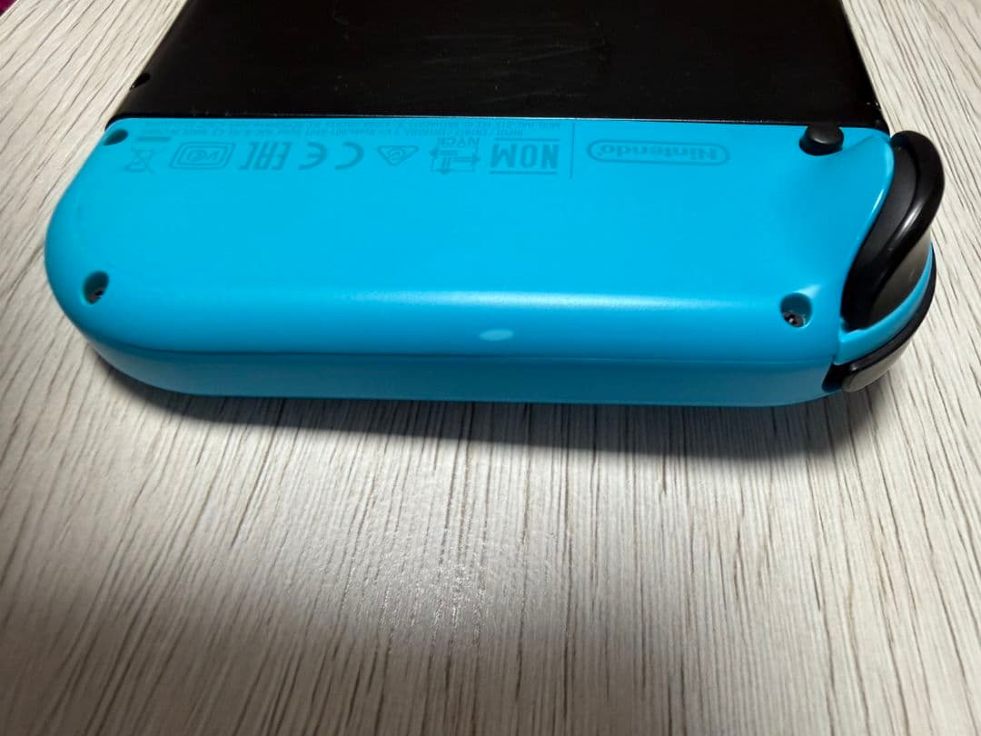 Nintendo Switch　ケース、コントローラー付き