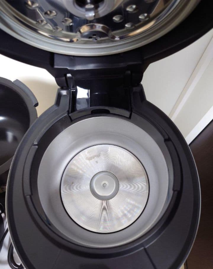 たろうの母☆ SHARP ヘルシオ ホットクック KN-HW10E-W