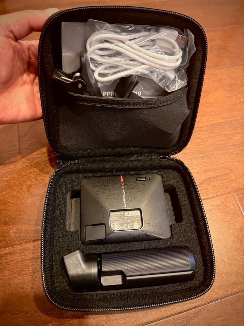 美品★ガーミンGARMIN APPROACH R10 ゴルフ用距離計、弾道測定器
