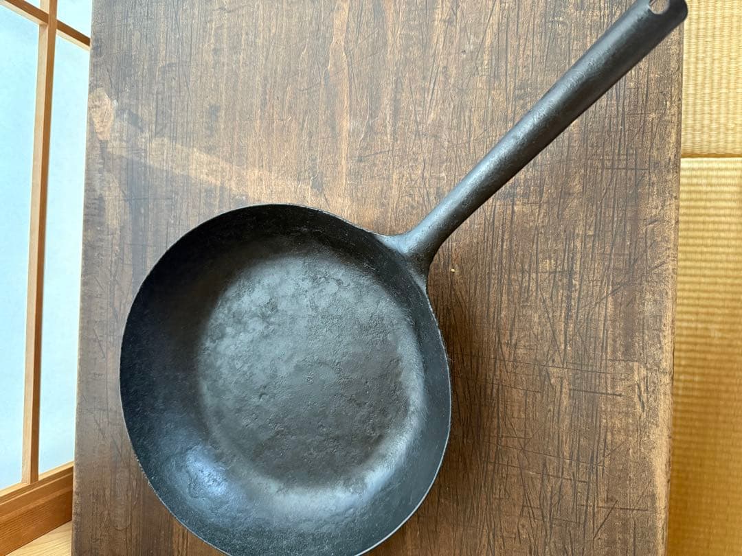 中村智美　フライパン　人気　完売　入手困難　成田理俊