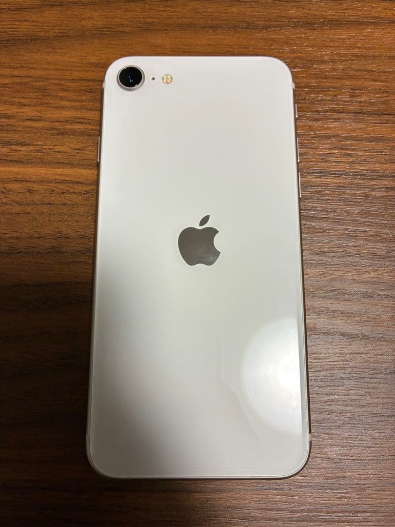 Apple iPhone SE ホワイト 美品
