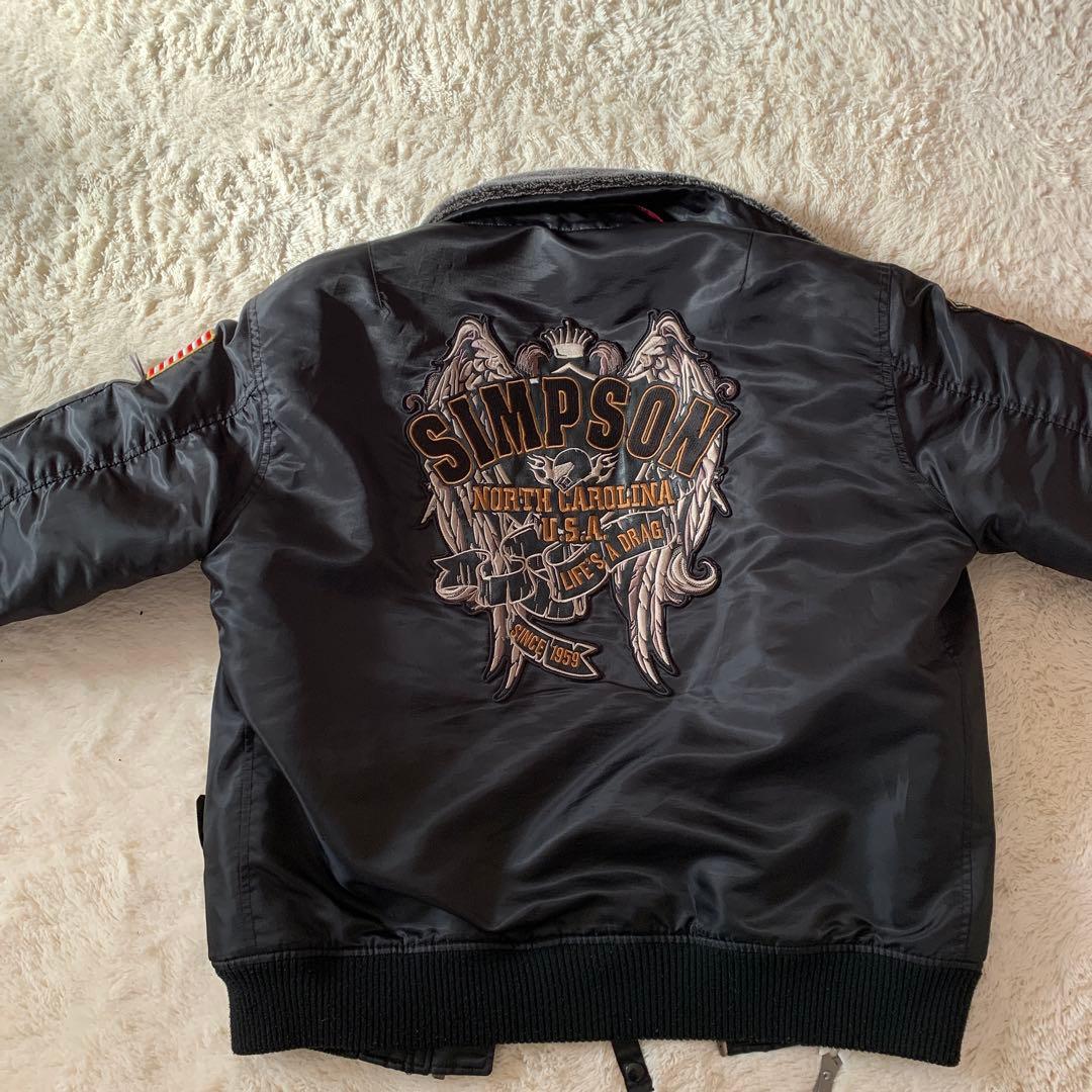 ファー付き襟とパッチが特徴のSIMSONジャケット
