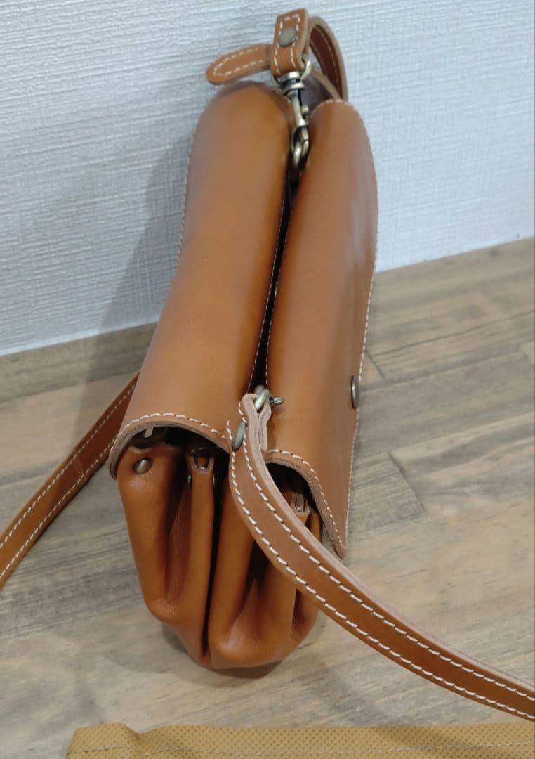 ★値下げ★専用ページ！本革お財布的ショルダー