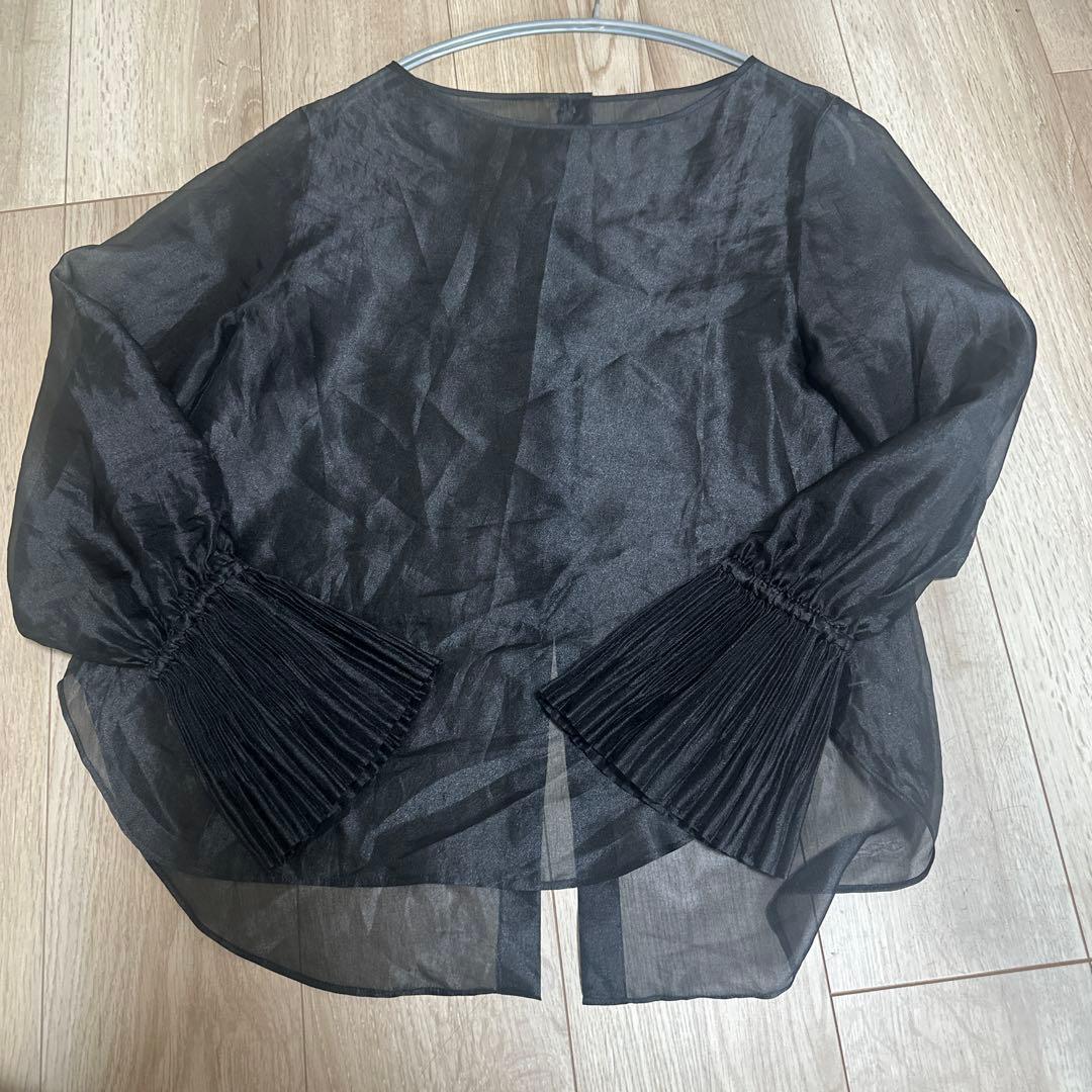 2025 aw noble ノーブル パールシアープリーツカフスブラウス 黒