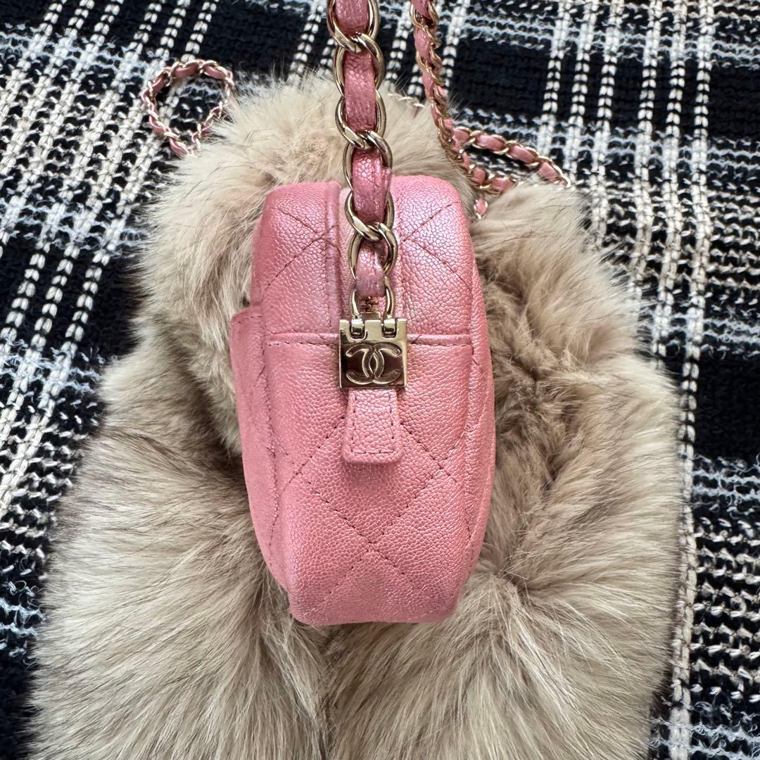 CHANEL キャビアスキン マトラッセ☆チェーンショルダーカメラバッグ