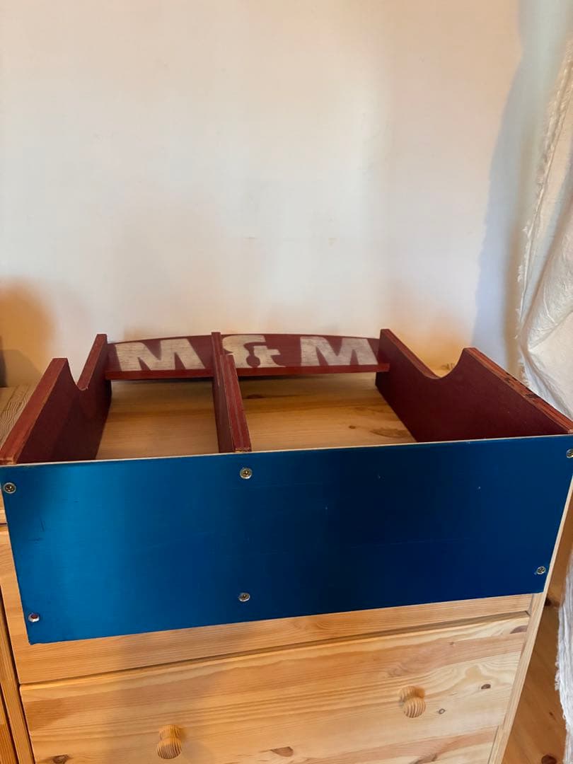 M&M カスタムパフォーマンス 木製収納ラック　エムアンドエム　本立て