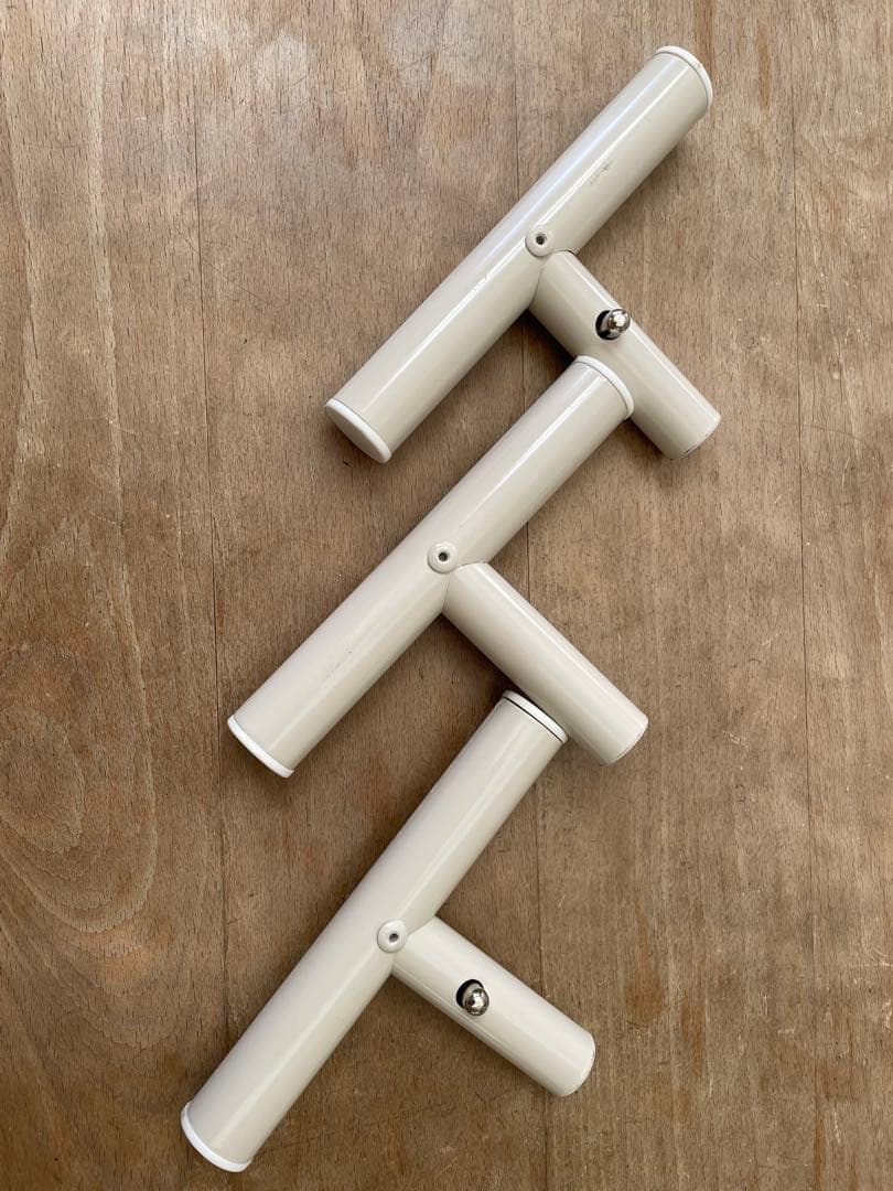 折りたたみゲート（ペット、花壇フェンス用）（バタフライ型）オフホワイト色