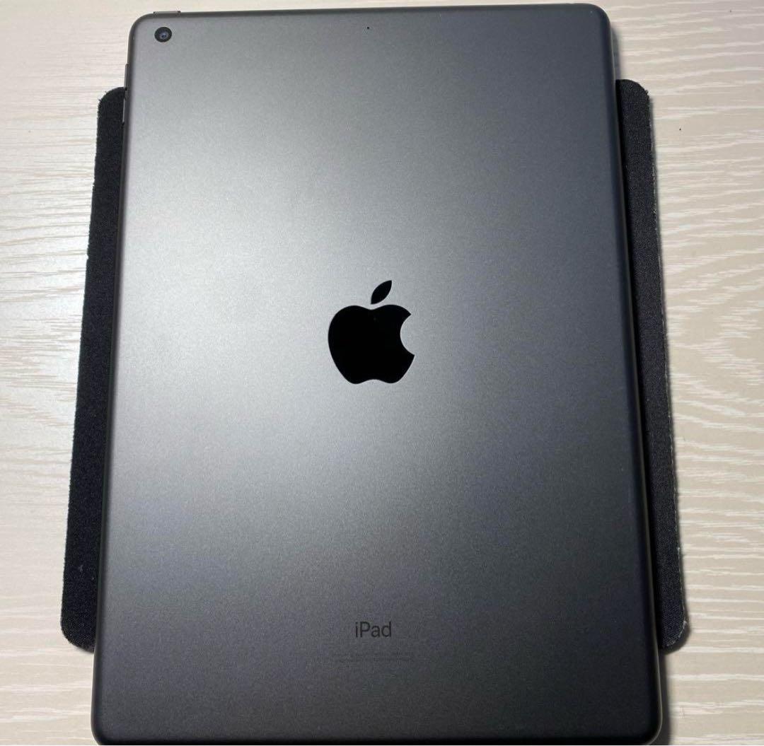 Apple iPad (第8世代) 128GB Wi-Fi スペースグレー