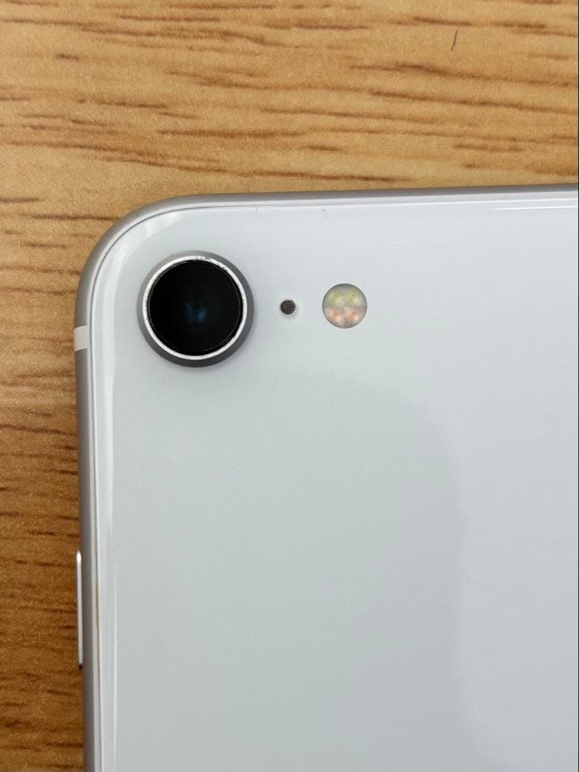 【超美品】iPhone SE 第3世代 64GB ホワイト SIMフリー 傷なし