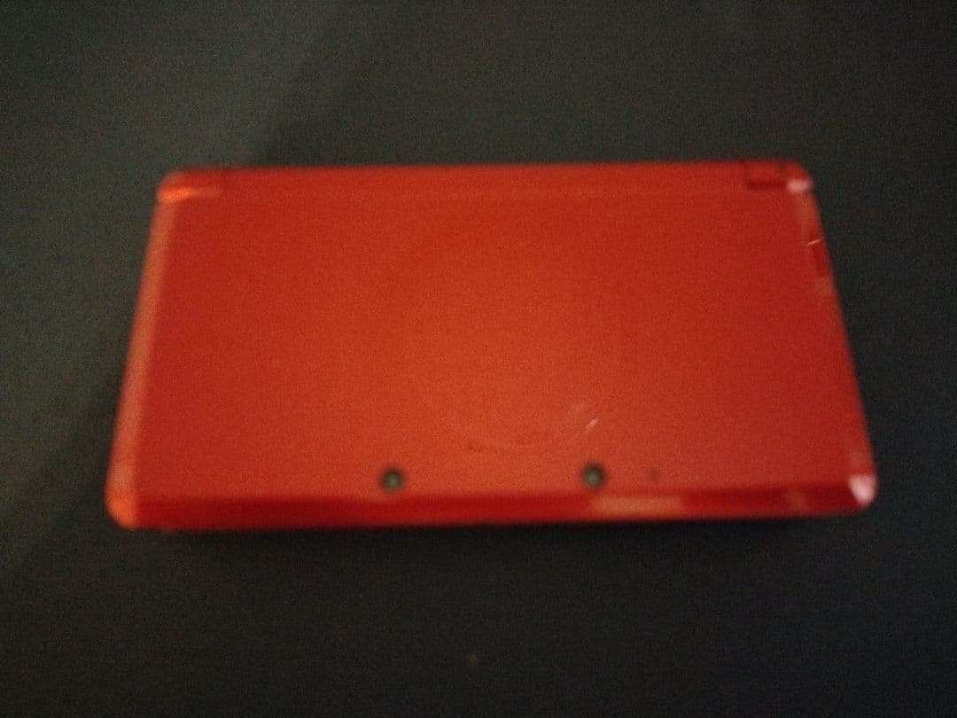 ニンテンドー3DS メタリックレッド