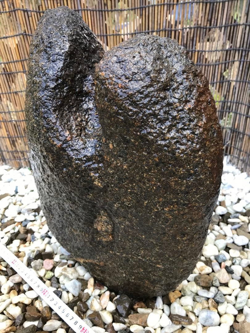 京の銘石 本鞍馬石『黒鞍馬石』(ジャグレ)