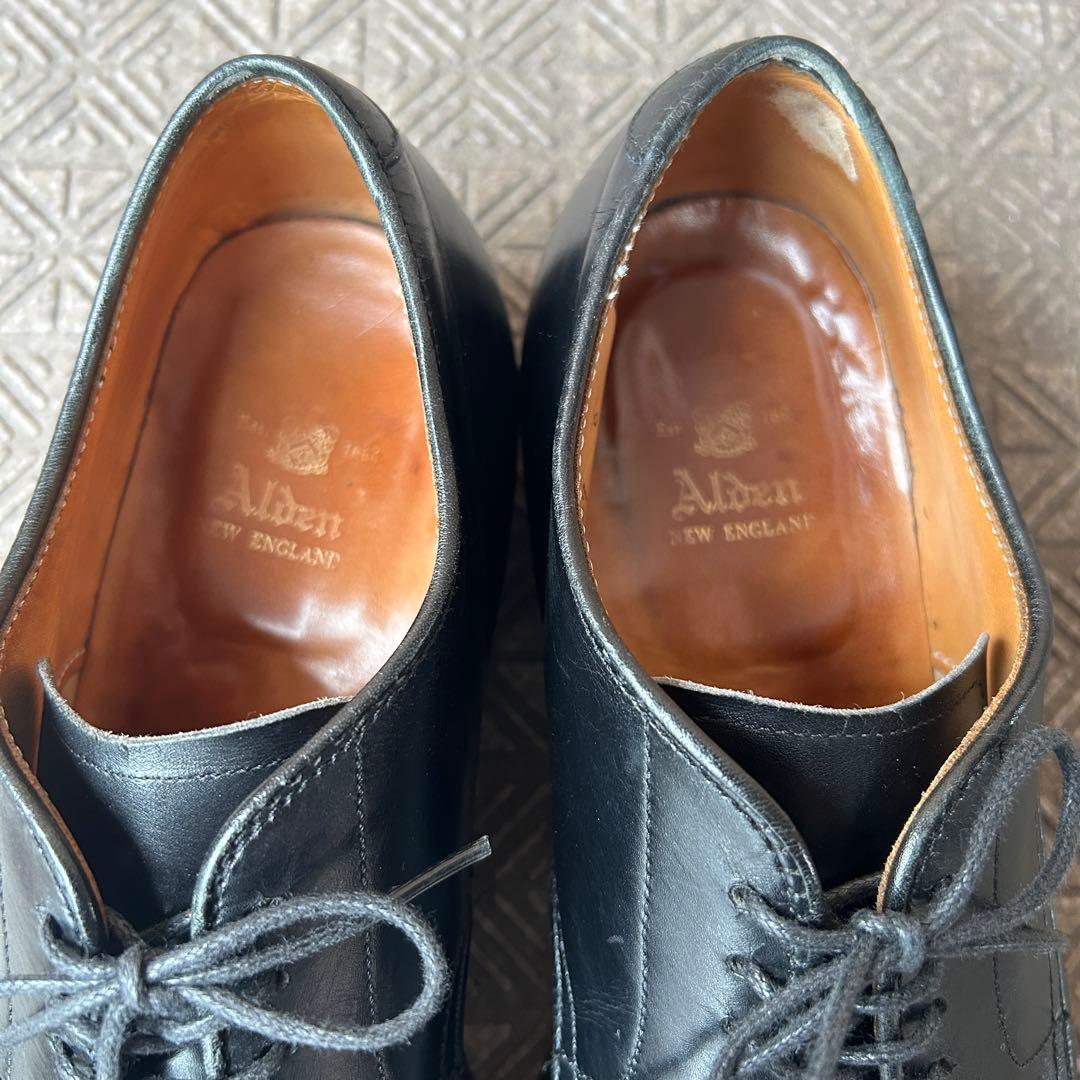 【Alden】モディファイドラスト黒レザー ドレスシューズ