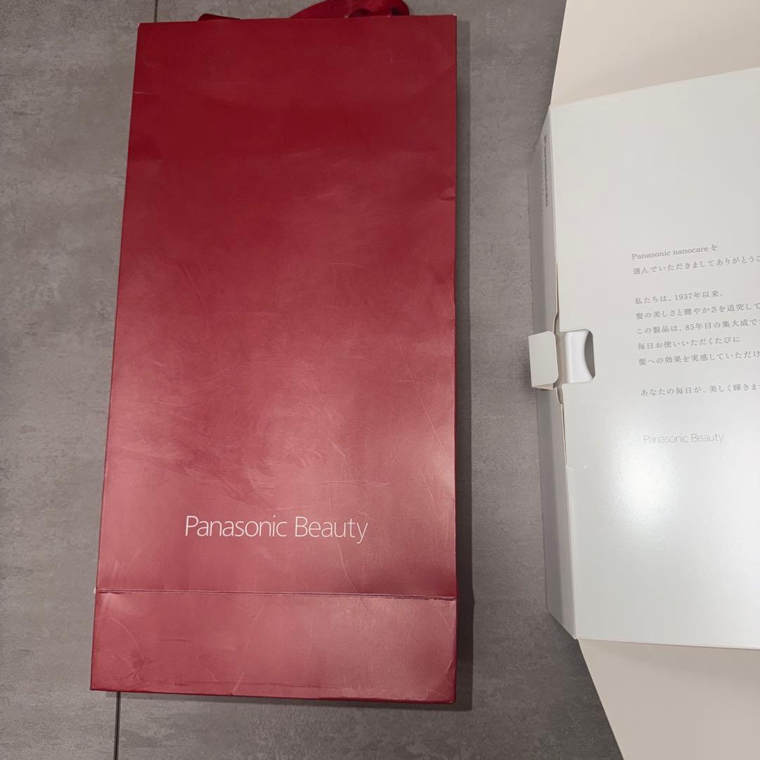 新品未使用品♡大人気パナソニックナノケア♡ヘアードライヤー♡定価38.610円