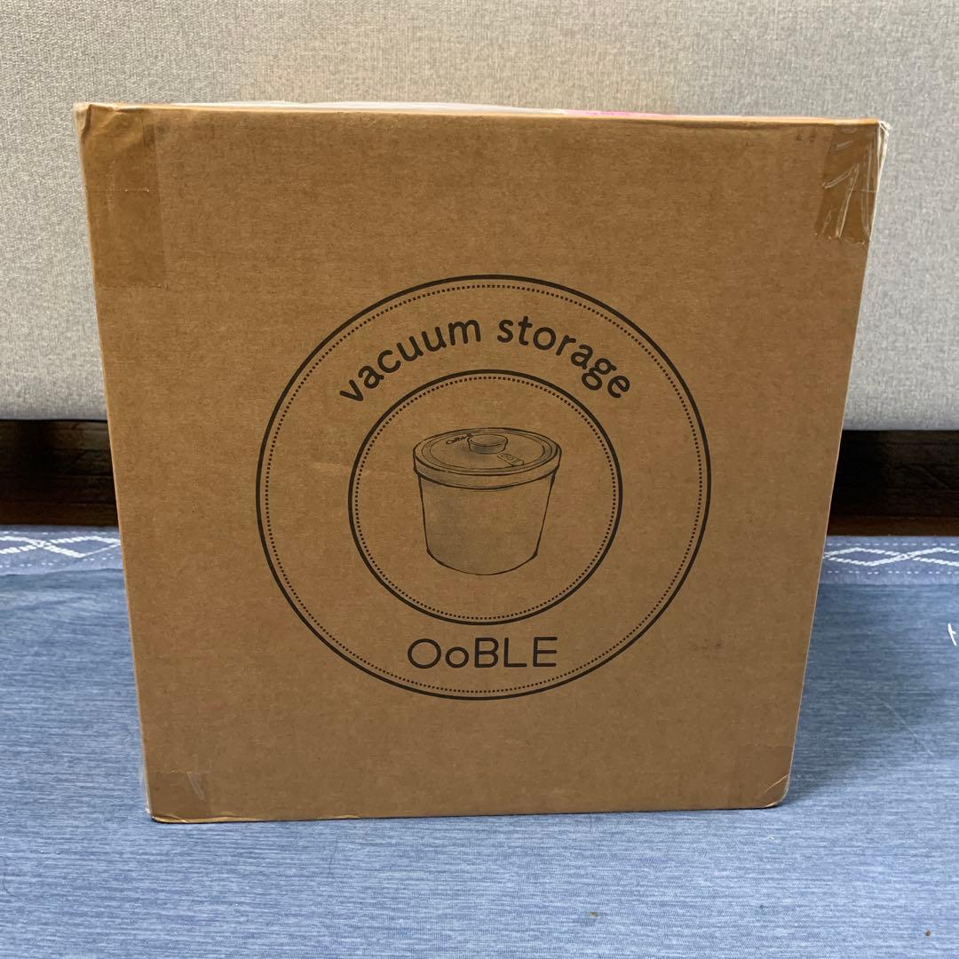 【新品・未使用・未開封】OoBLE（オーブル） 真空保存容器 ホワイト 13L