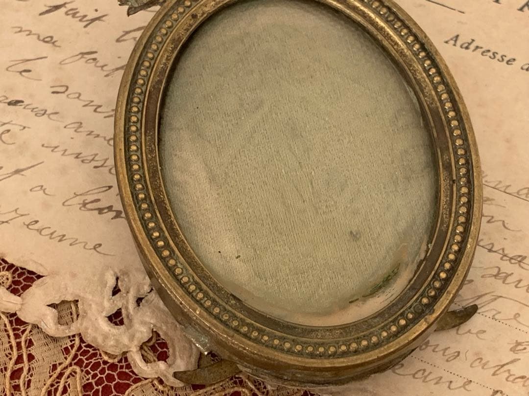 フランス　蚤の市　リボン装飾　フレーム　ブロカント