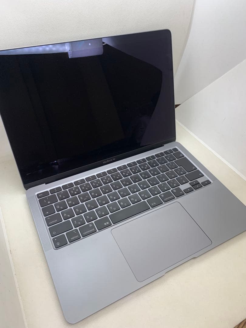 MacBook Air 2020 M1 8GB SSD 256GB tおおまけ